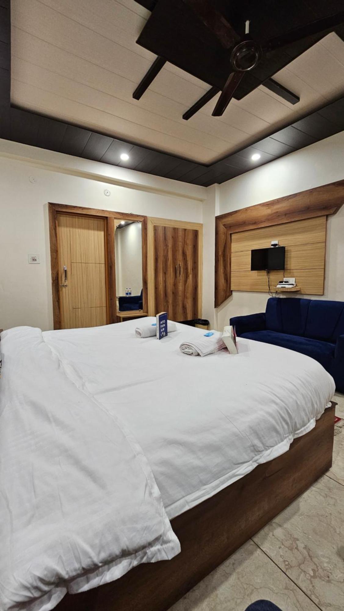 Green View Hotel And Restaurant McLeod Ganj Bagian luar foto