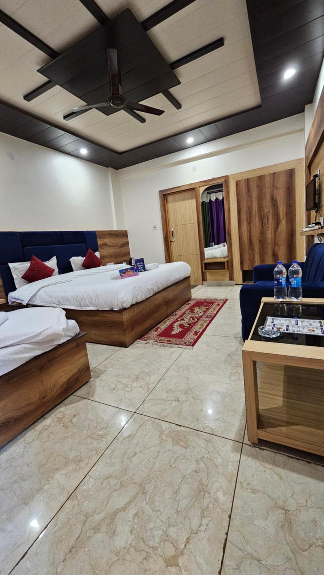 Green View Hotel And Restaurant McLeod Ganj Bagian luar foto