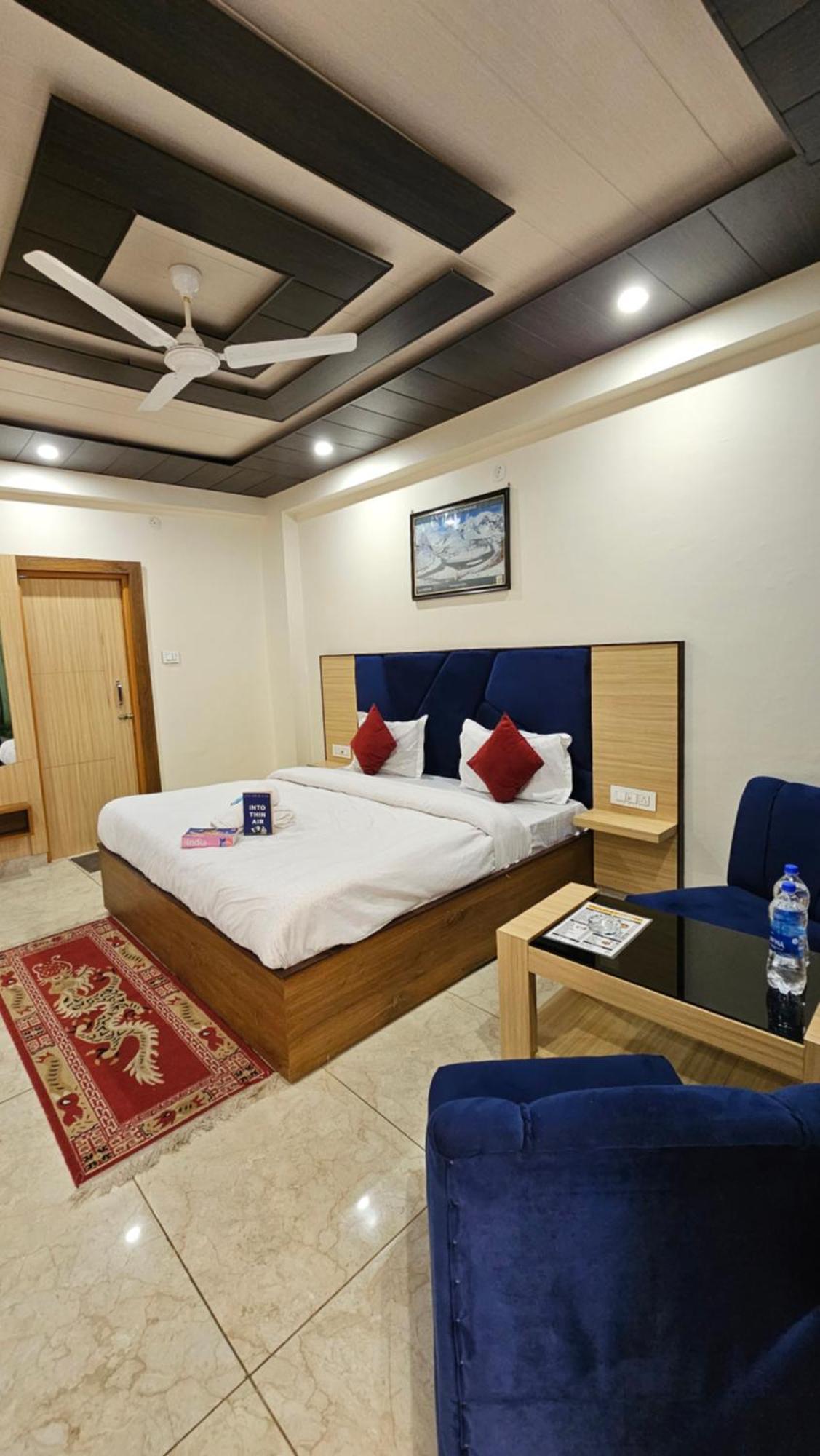 Green View Hotel And Restaurant McLeod Ganj Bagian luar foto