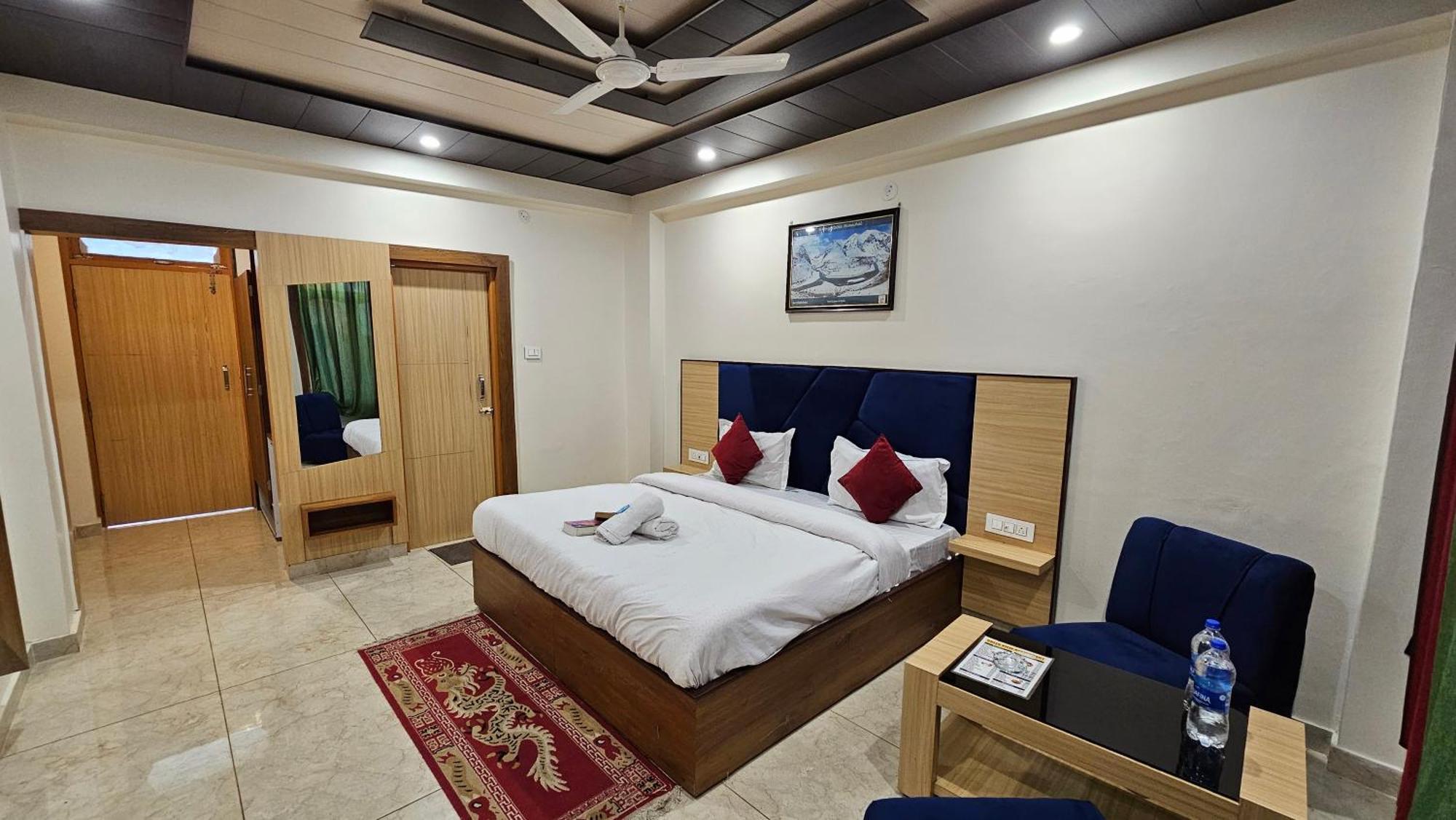Green View Hotel And Restaurant McLeod Ganj Bagian luar foto