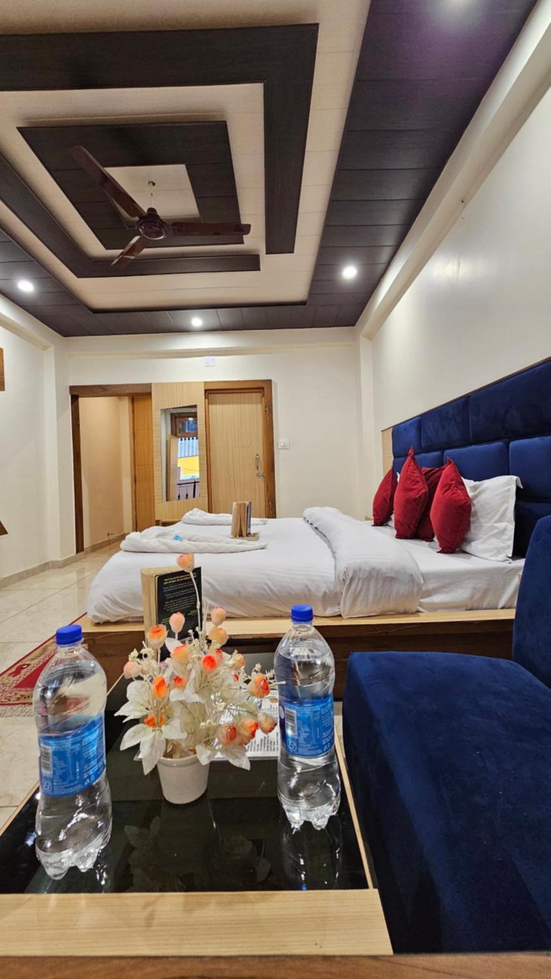 Green View Hotel And Restaurant McLeod Ganj Bagian luar foto