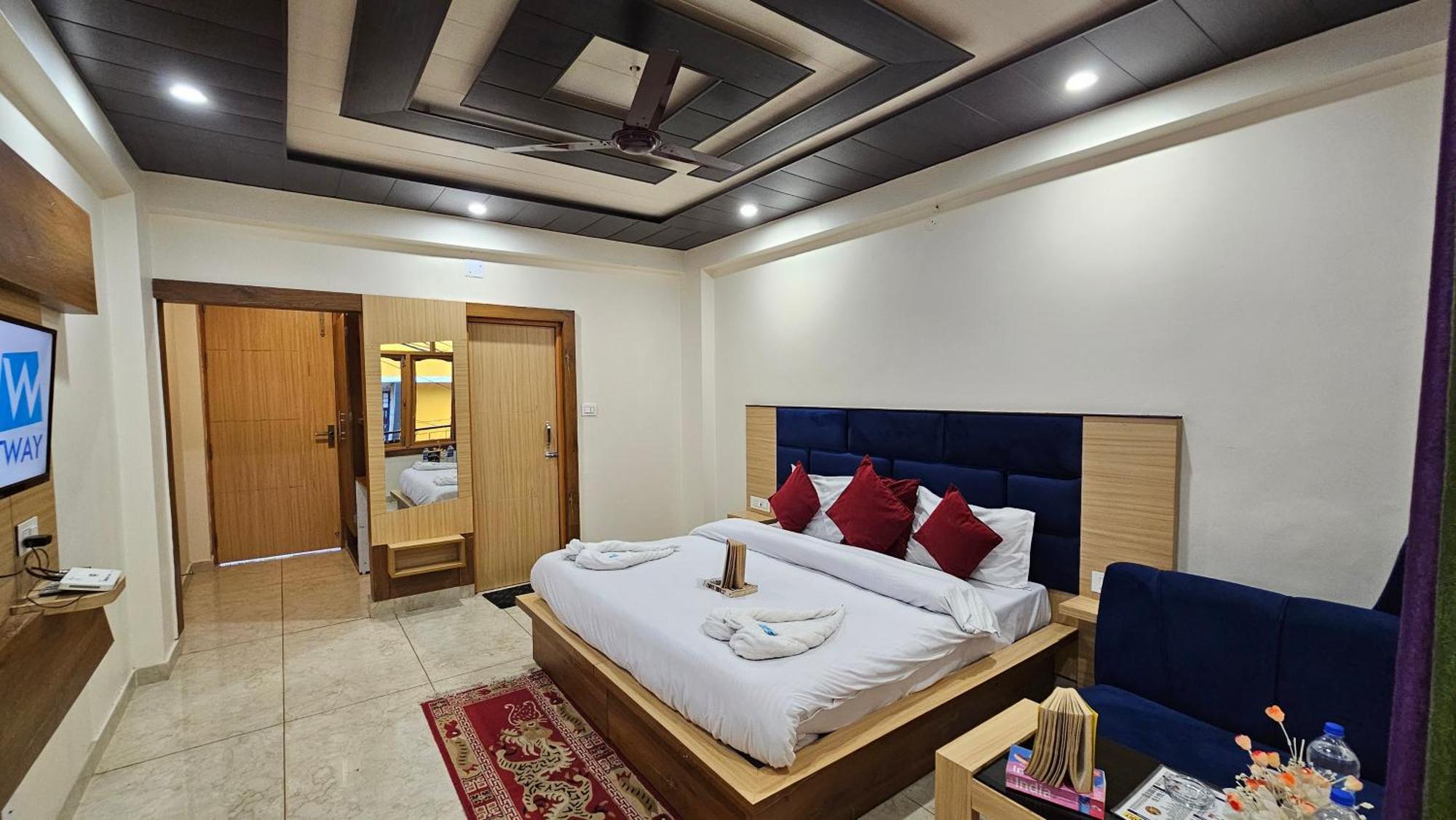 Green View Hotel And Restaurant McLeod Ganj Bagian luar foto