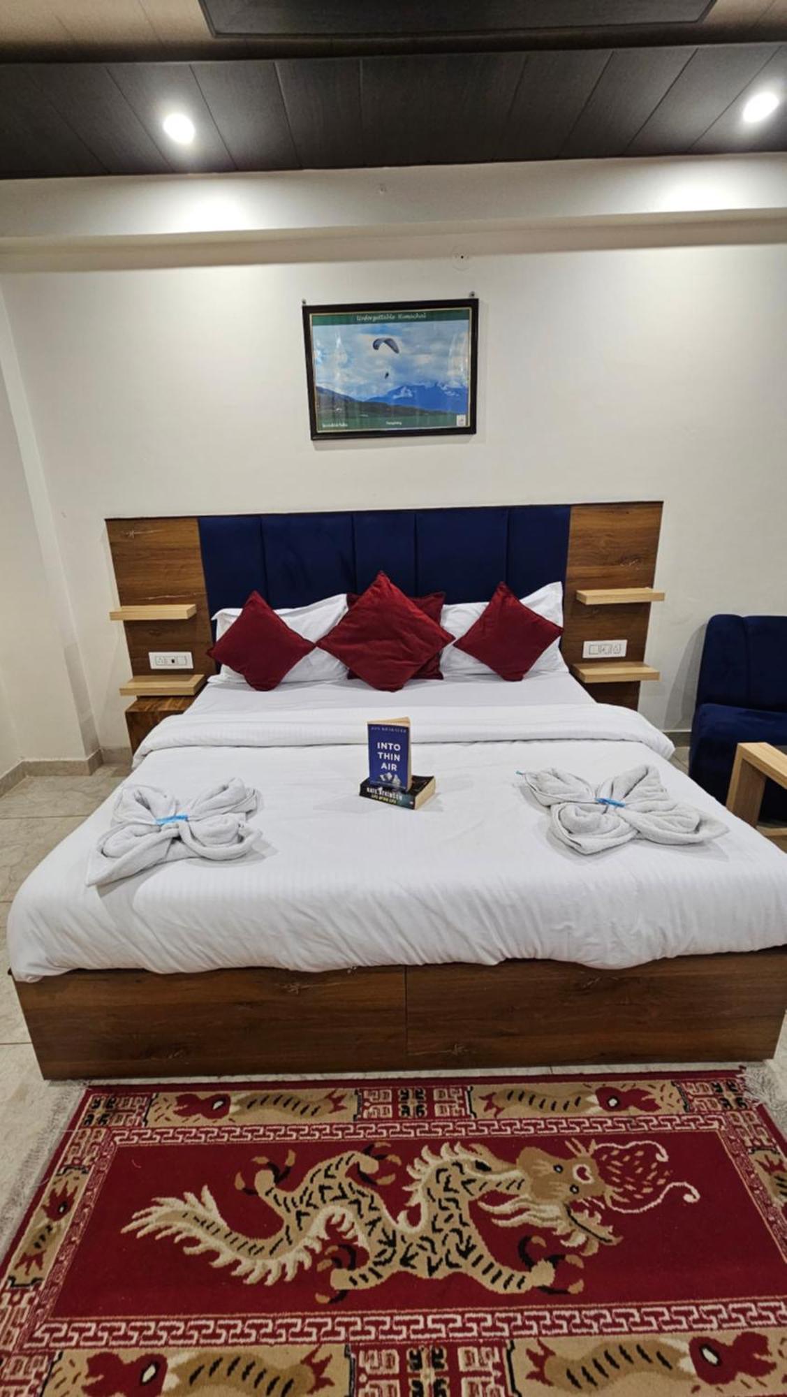 Green View Hotel And Restaurant McLeod Ganj Bagian luar foto