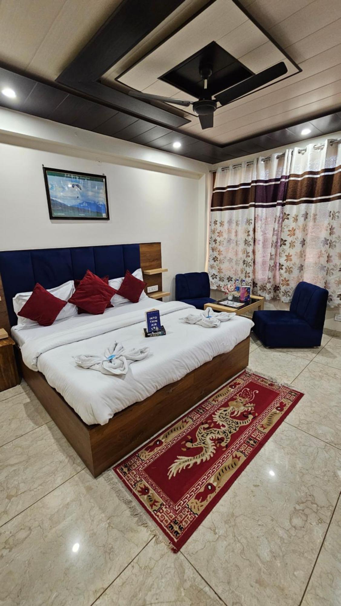 Green View Hotel And Restaurant McLeod Ganj Bagian luar foto