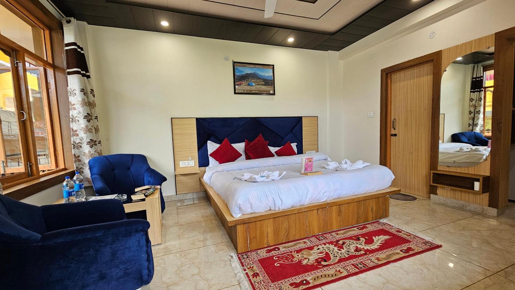 Green View Hotel And Restaurant McLeod Ganj Bagian luar foto